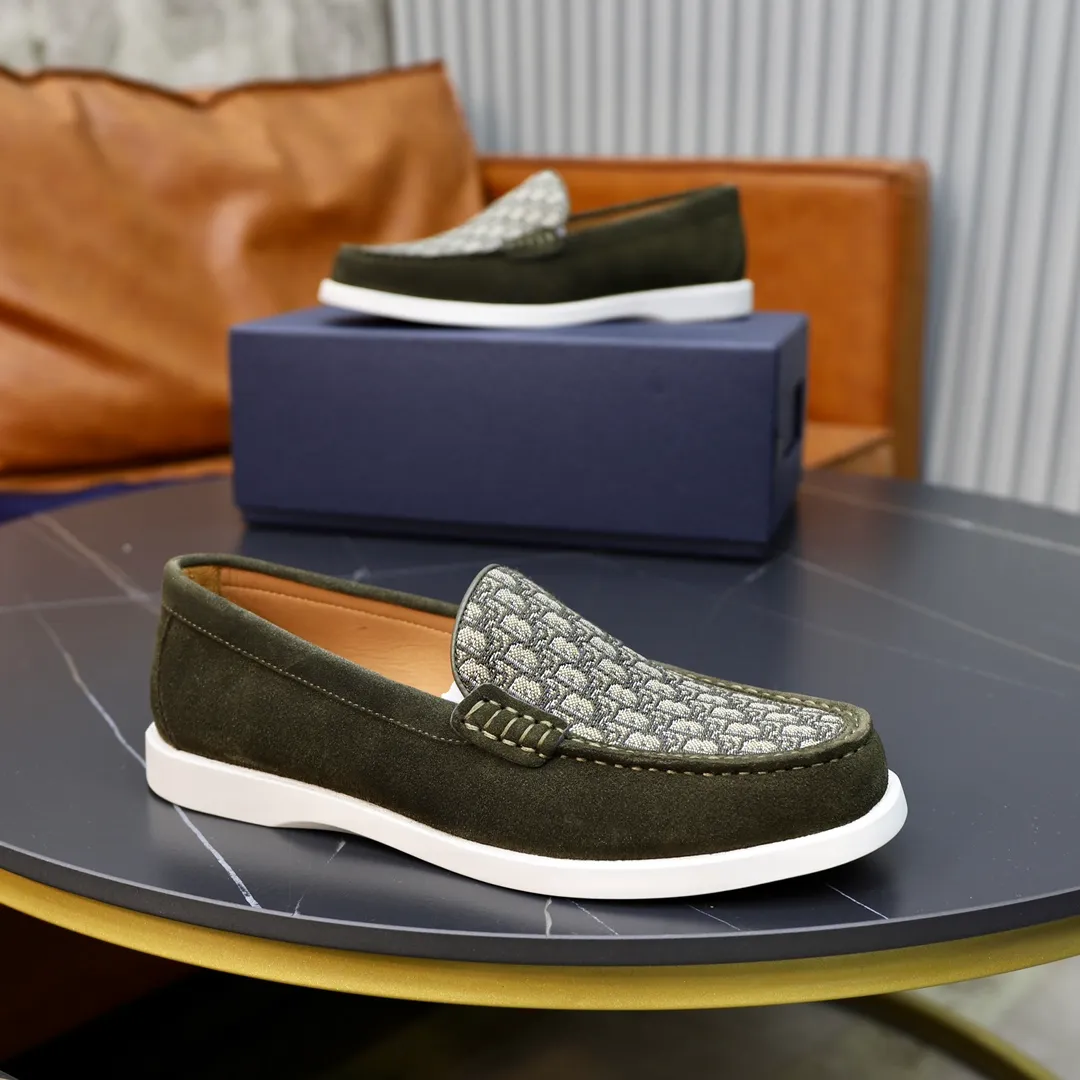 Ex-factory price: 540🙅‍♂️🙅‍♂️🙅‍♂️ Brand: Dior DIOR Standard code: Men's code 38/44 (45 can be customized) Grade: Same as the official website Material: Original cowhide stitching, cowhide lining, original TPU wear-resistant soft outsole Style categories: Leisure and sports version, footwear for driving, young fashion, European and American trends, British style Color: actual picture color